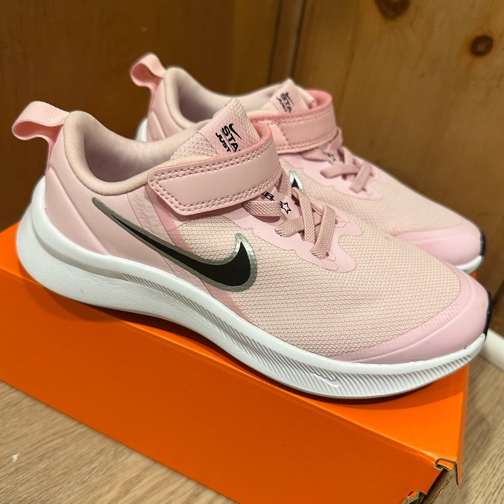 Nike Kids Star Runner 3 Pink Sneakers with Black Swoosh
